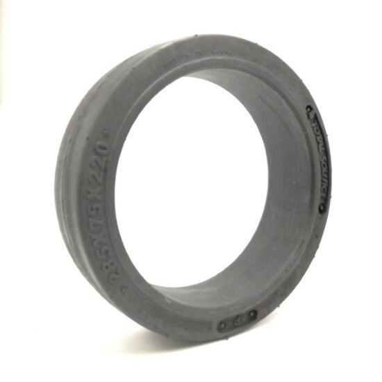 Tyre 250/220-75 Still